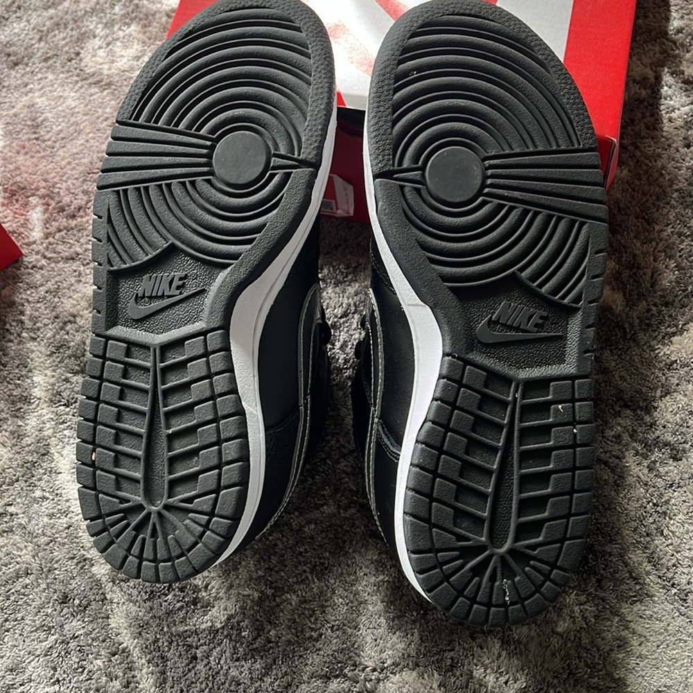 Nike dunks - Picture 3 of 3